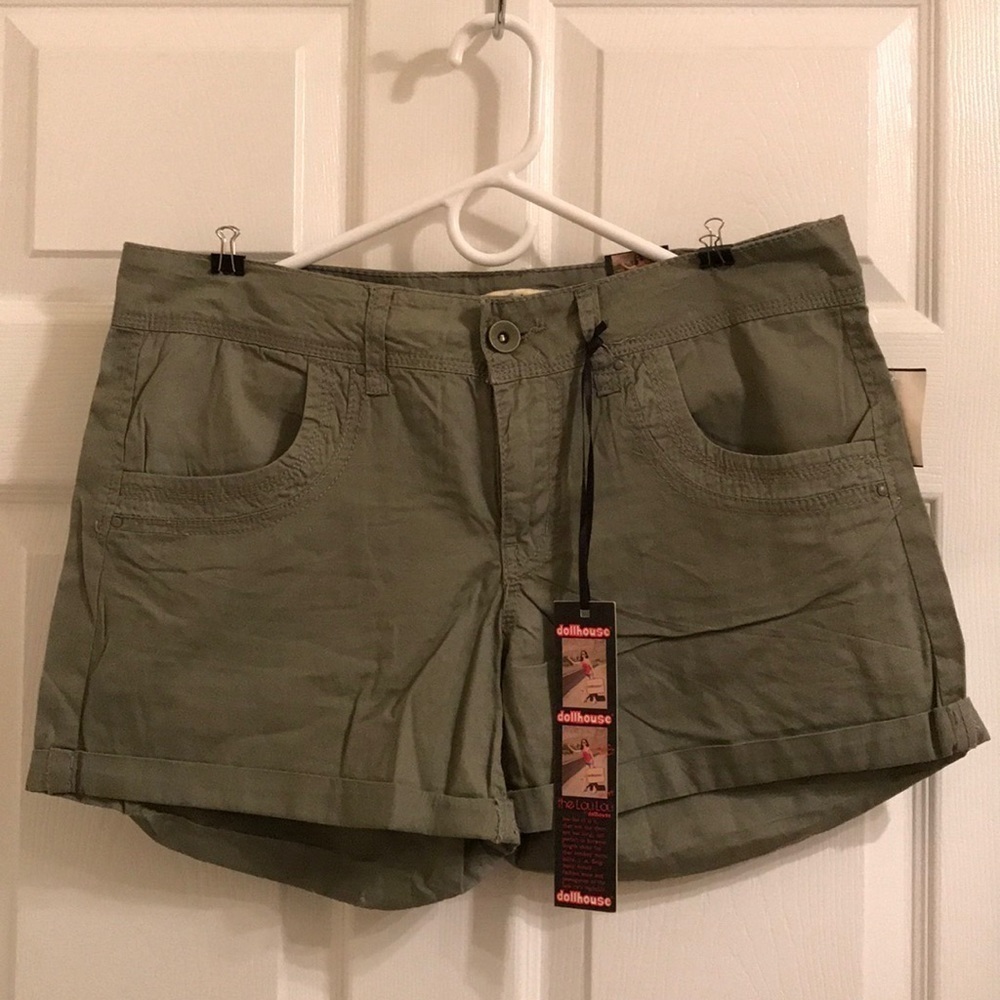 💖 Dollhouse Juniors Shorts